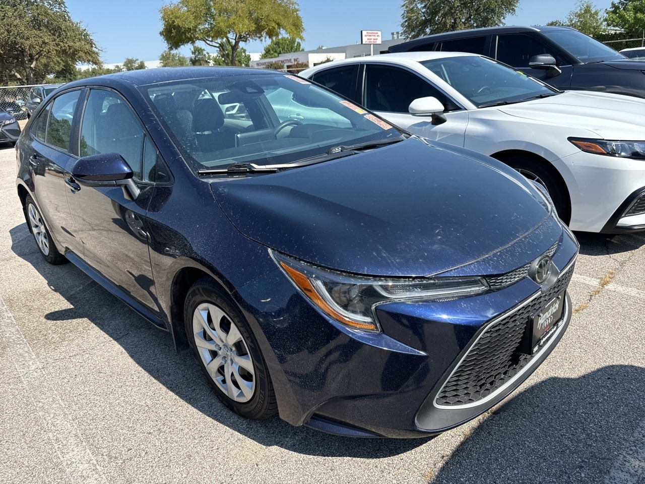 Used 2020 Toyota Corolla LE with VIN 5YFEPRAE5LP076582 for sale in Richardson, TX