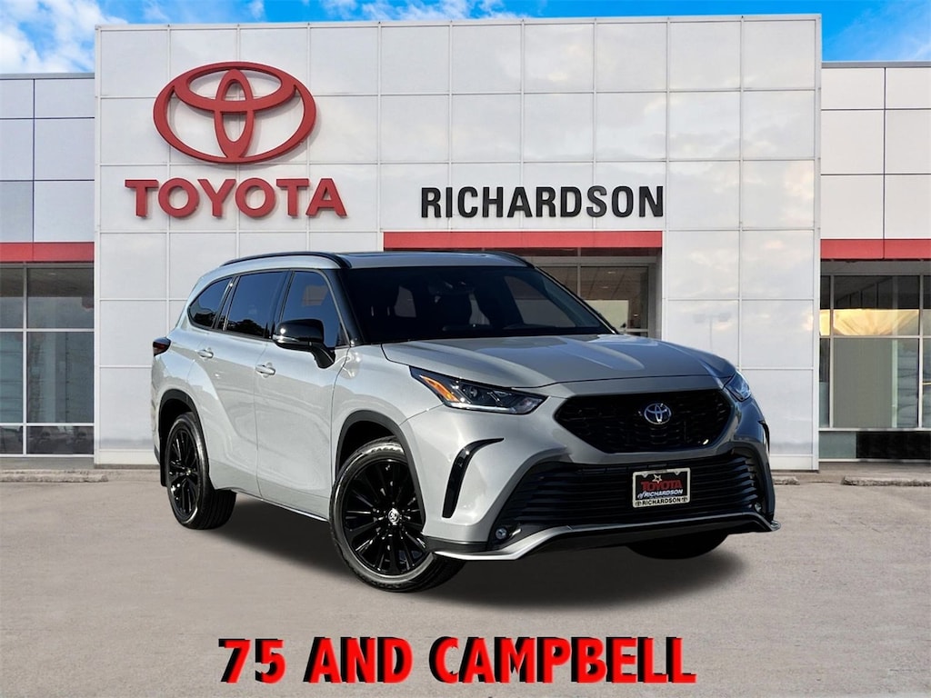 Used 2025 Toyota Highlander XSE w/Moonroof/Leather/20-in Alloy SUV