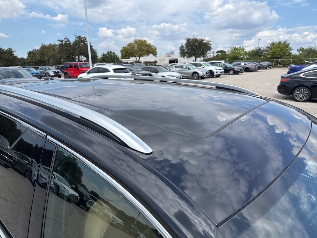Used 2024 Volkswagen Tiguan 2.0T SE w/Third-Row Seats/Pano-Roof SUV