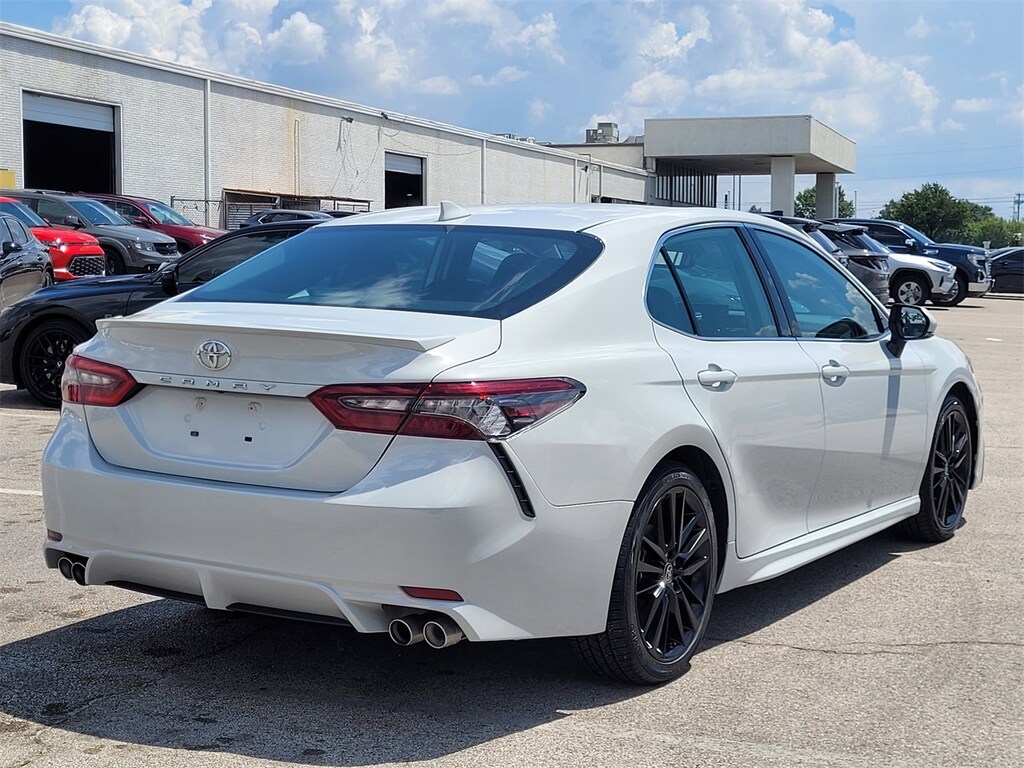 Used 2023 Toyota Camry XSE w/19-Inch Alloy/Perforated Leather Sedan