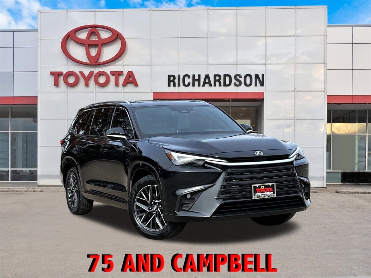 2025 Lexus TX Premium's photo