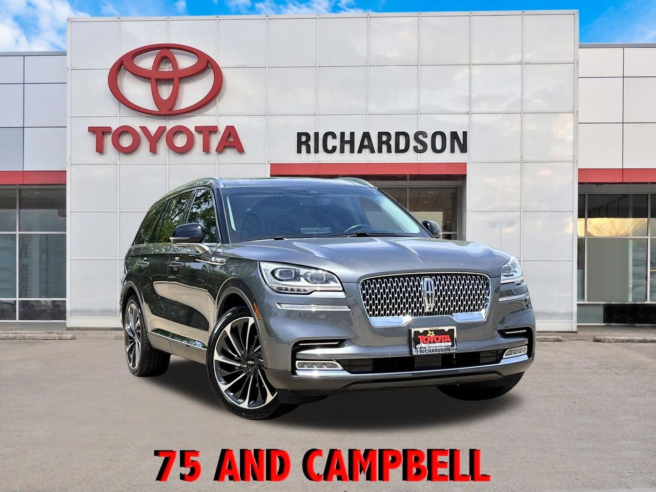 2023 Lincoln Aviator Reserve RWD's photo
