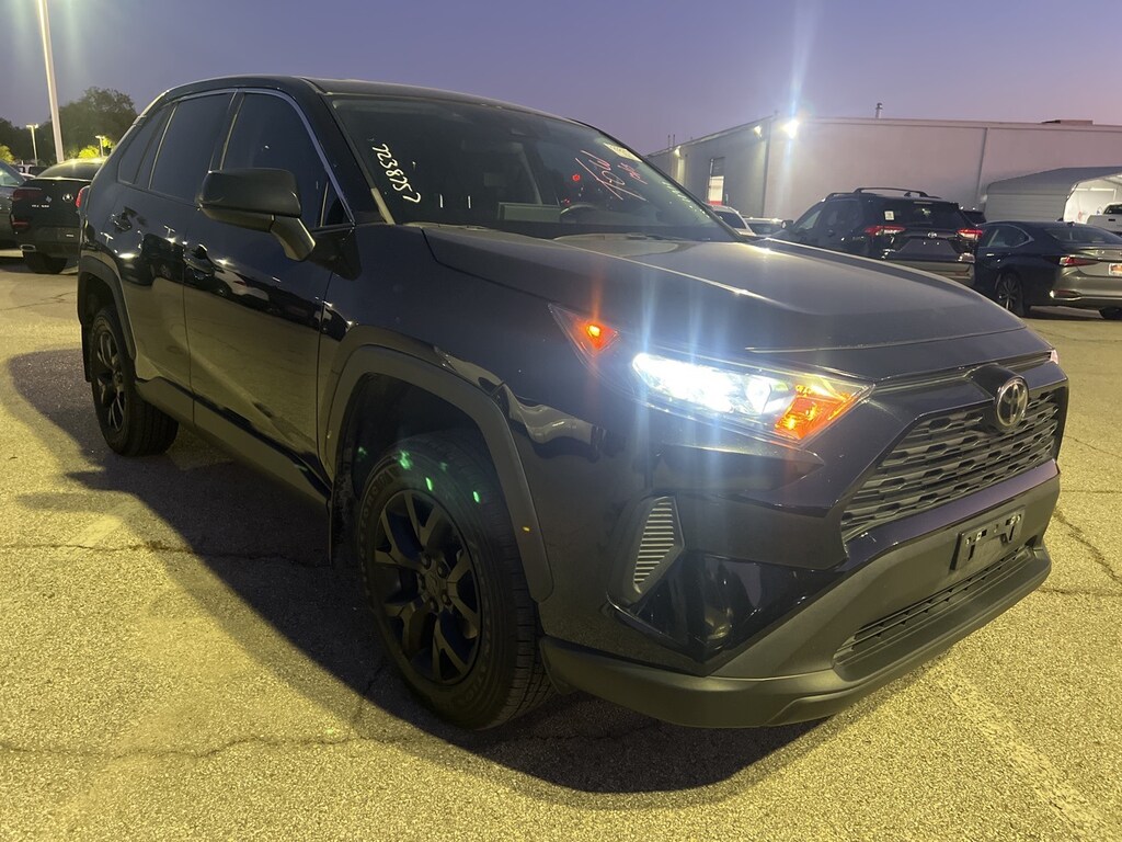 Used 2022 Toyota RAV4 LE w/Exterior Parking Camera Rear SUV