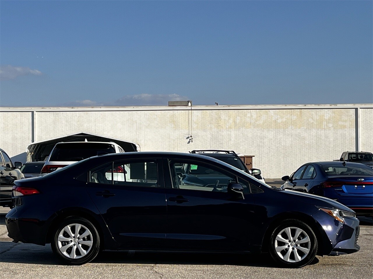 2024 Toyota Corolla LE photo 2