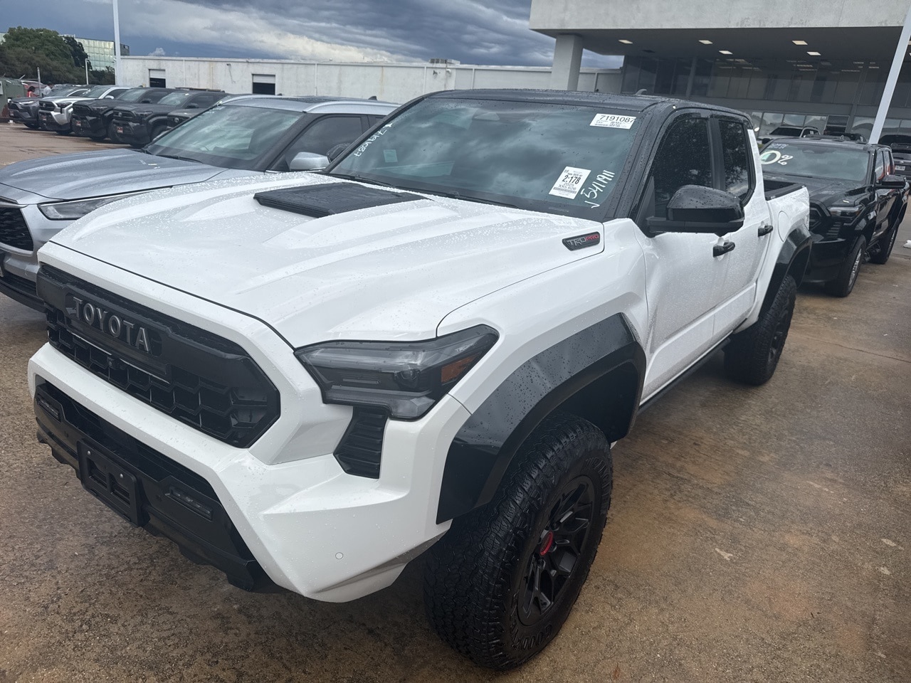 2025 Toyota Tacoma TRD Pro's photo