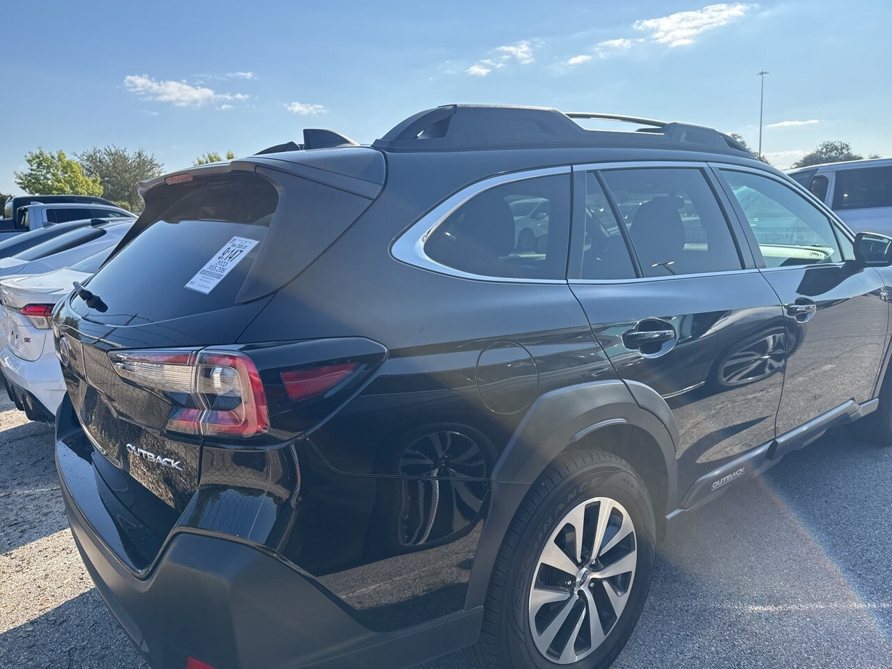 2023 Subaru Outback Premium photo 3