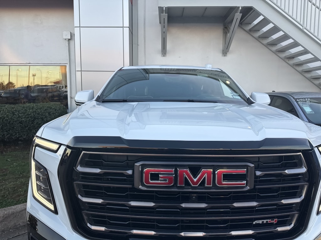 Used 2025 GMC Yukon AT4 Ultimate w/Advanced Technology Package/Navigat SUV