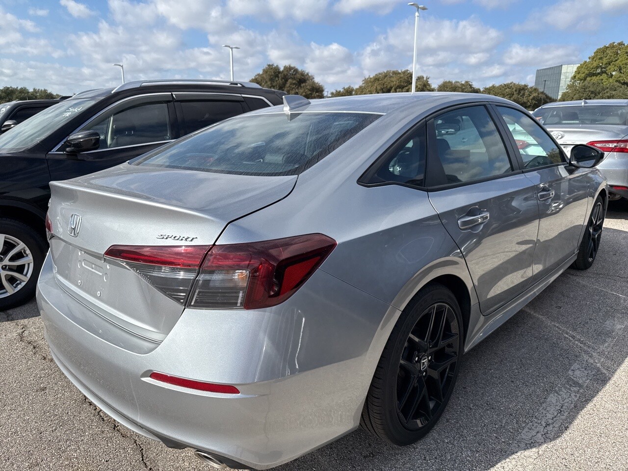 2025 Honda Civic Sport photo 3