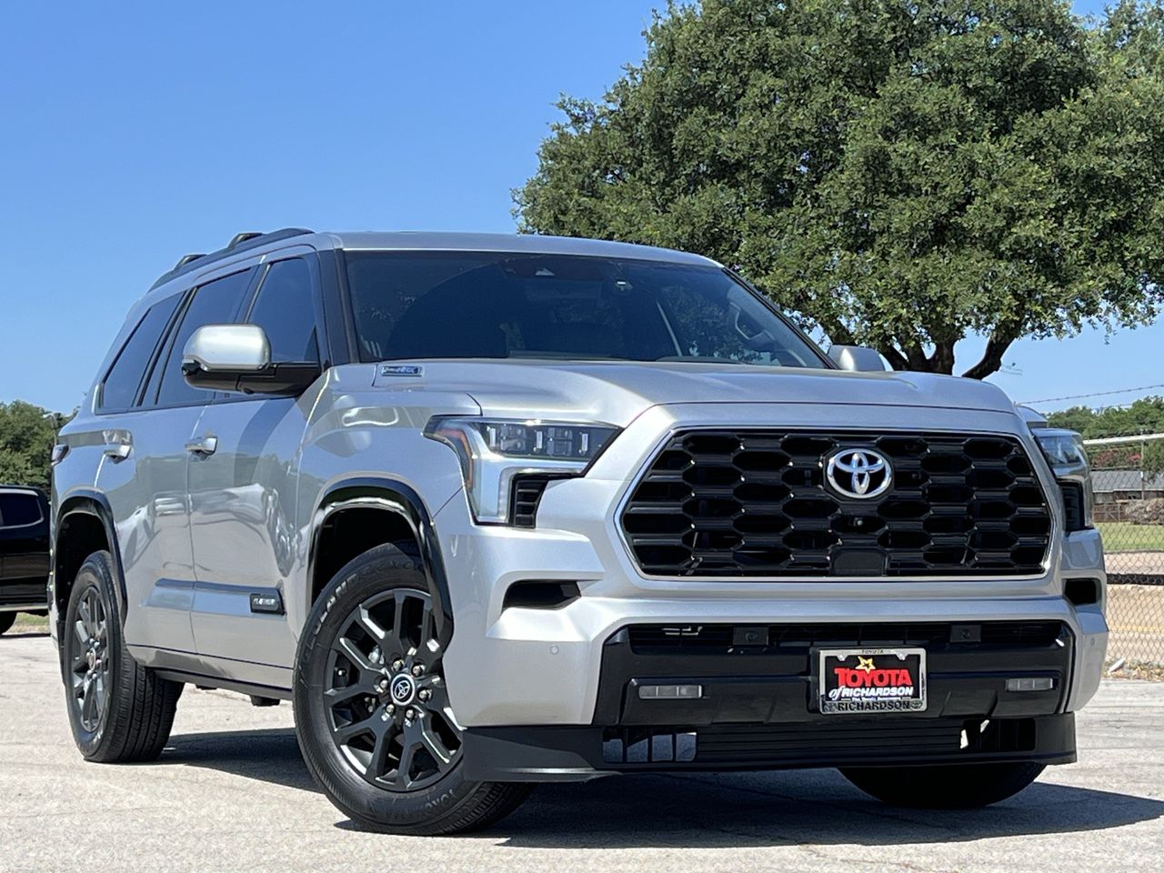 2023 Toyota Sequoia Platinum RWD
