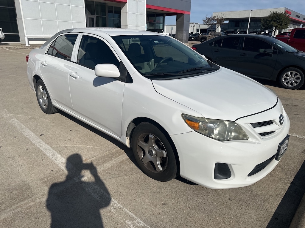 Used 2013 Toyota Corolla LE Sedan