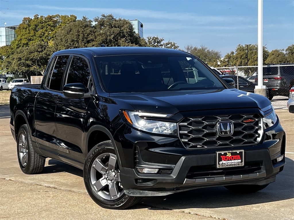 Used 2024 Honda Ridgeline TrailSport w/Navigation/Moonroof/18-inch Alloy Truck Crew Cab