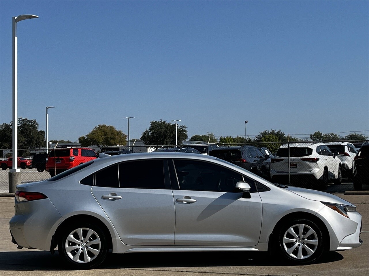 2024 Toyota Corolla LE photo 2