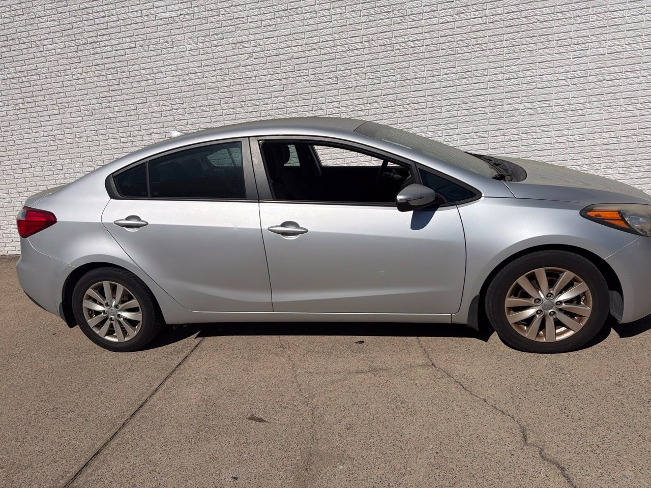 Used 2016 Kia Forte LX with VIN KNAFX4A69G5449817 for sale in Richardson, TX