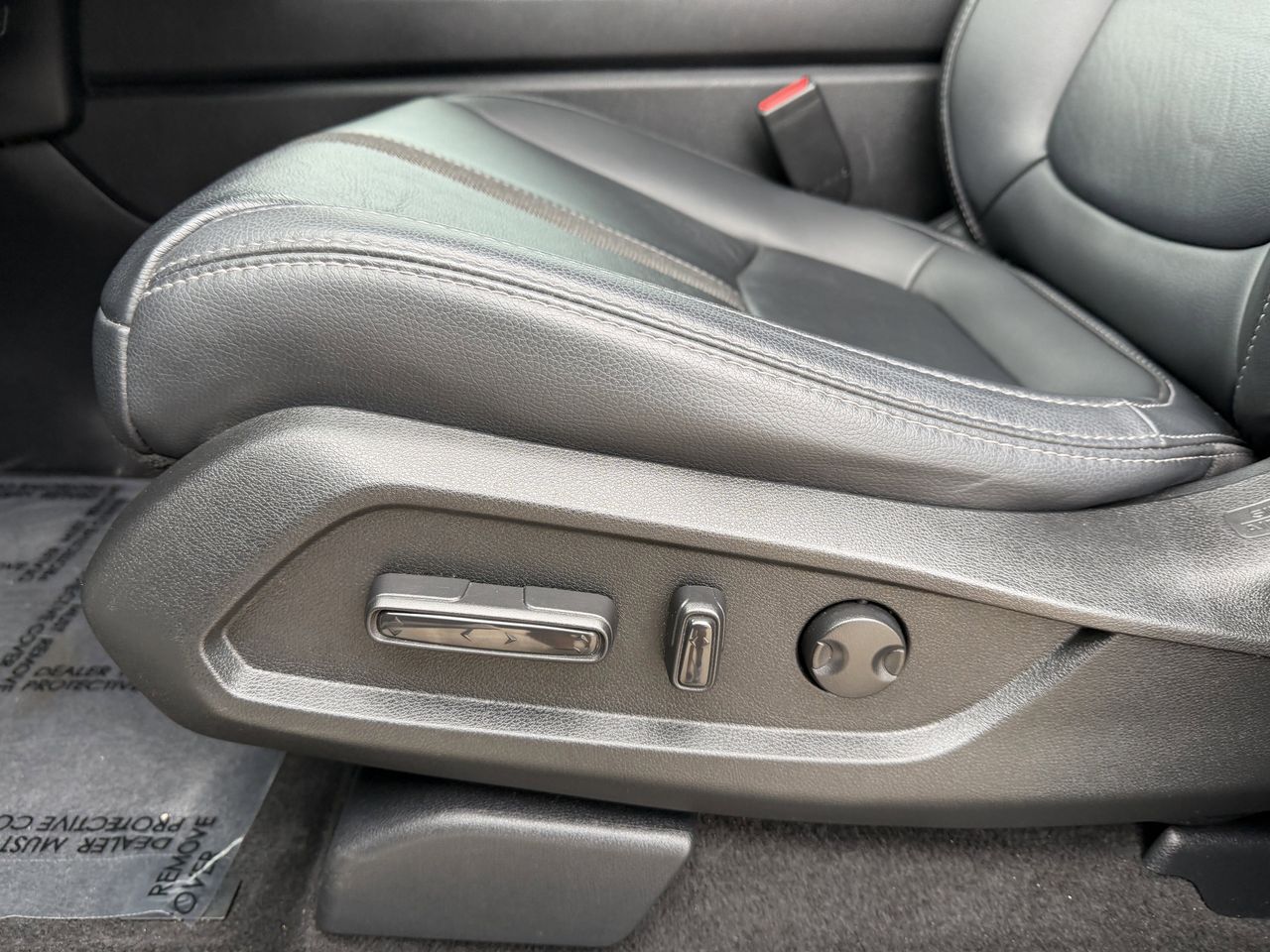 2025 Honda Pilot EX-L - Photo 28