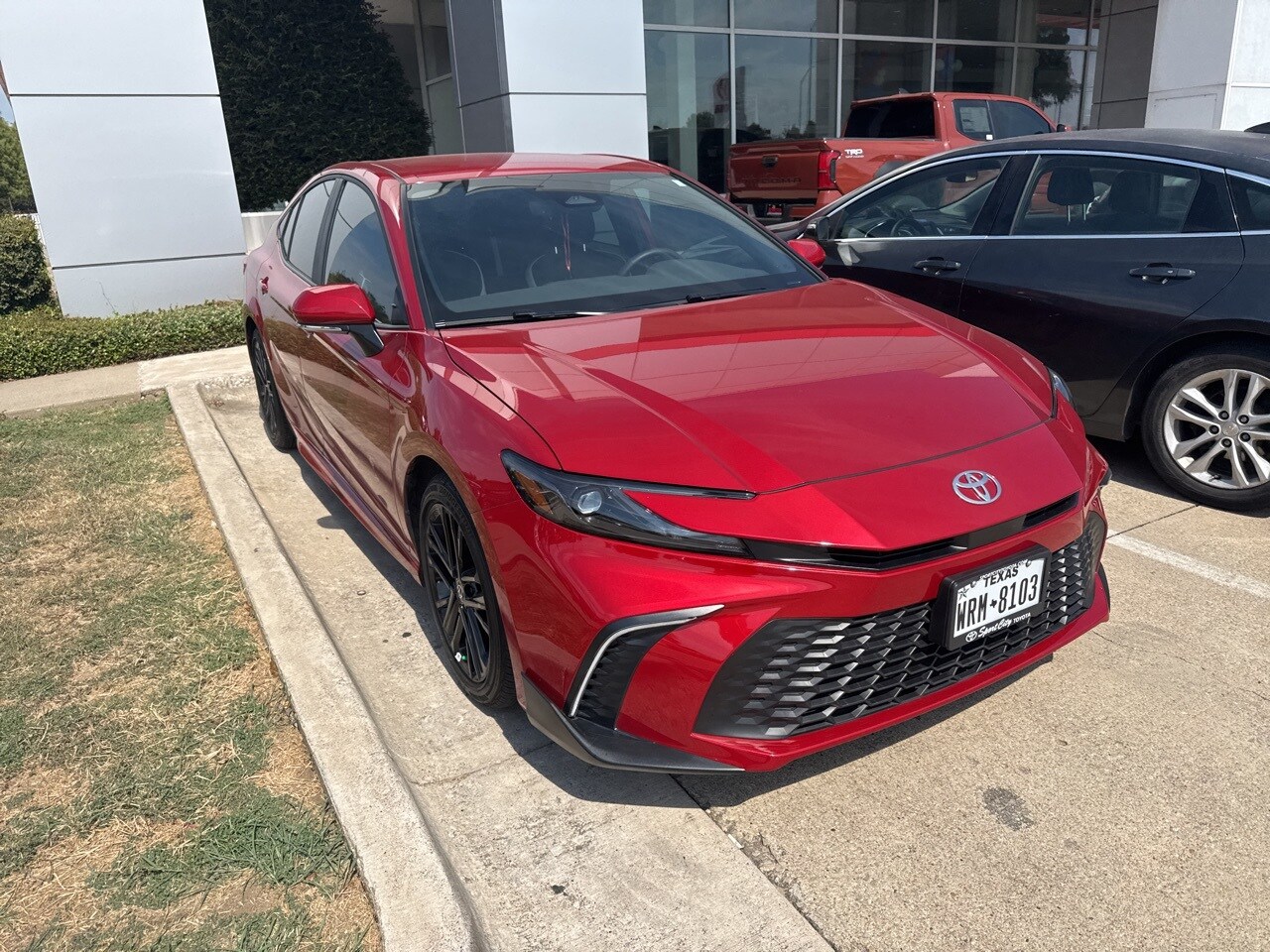 2025 Toyota Camry SE photo 2