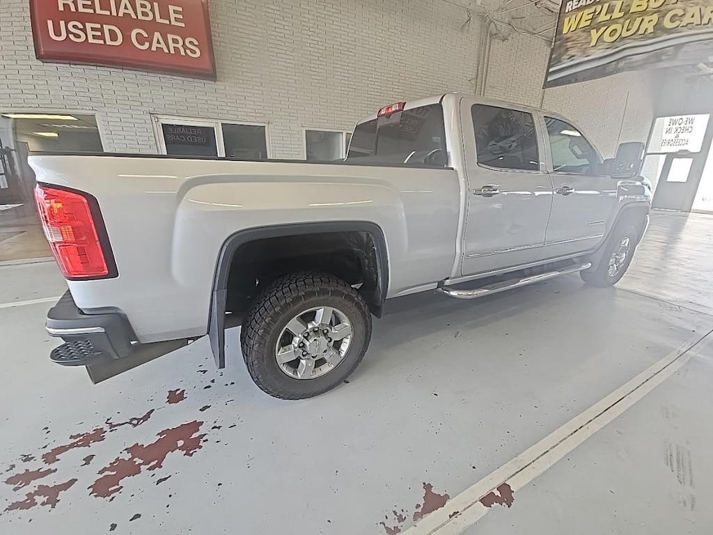 Used 2017 GMC Sierra 3500HD SLT w/Duramax Plus Package Truck Crew Cab