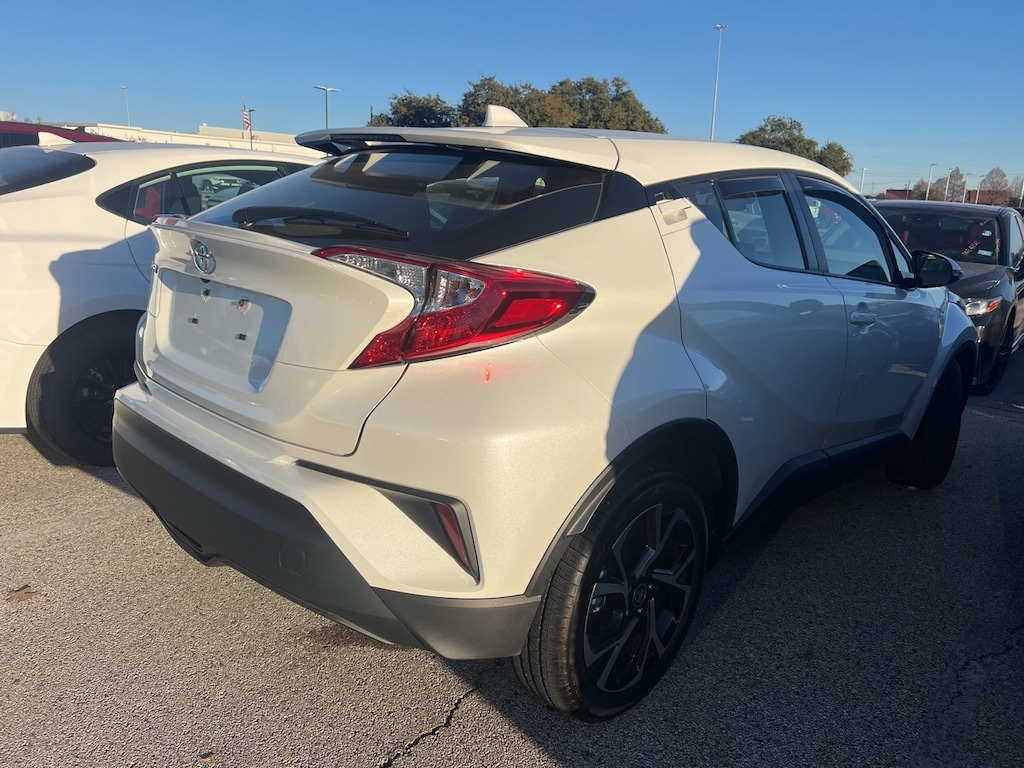 Used 2021 Toyota C-HR XLE SUV