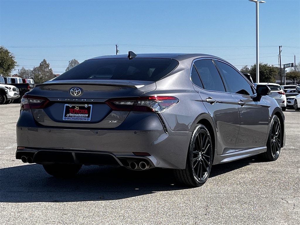 Used 2023 Toyota Camry XSE V6 w/Pano-Roof/Nav-JBL/Perforated Leather/19-i Sedan