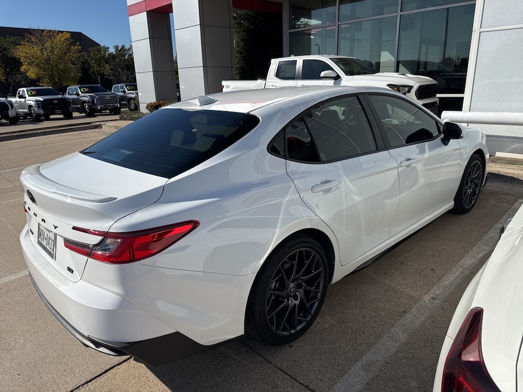 Used 2025 Toyota Camry SE Sedan