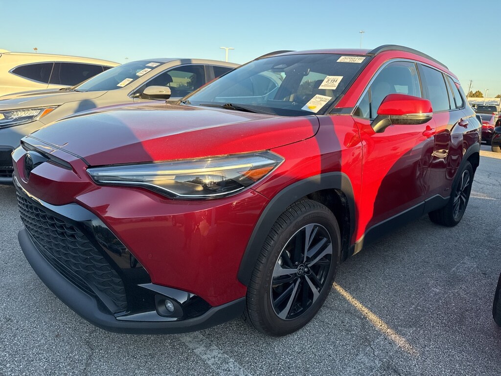 Used 2023 Toyota Corolla Cross Hybrid Hybrid XSE w/18-in Black-Painted Alloy SUV