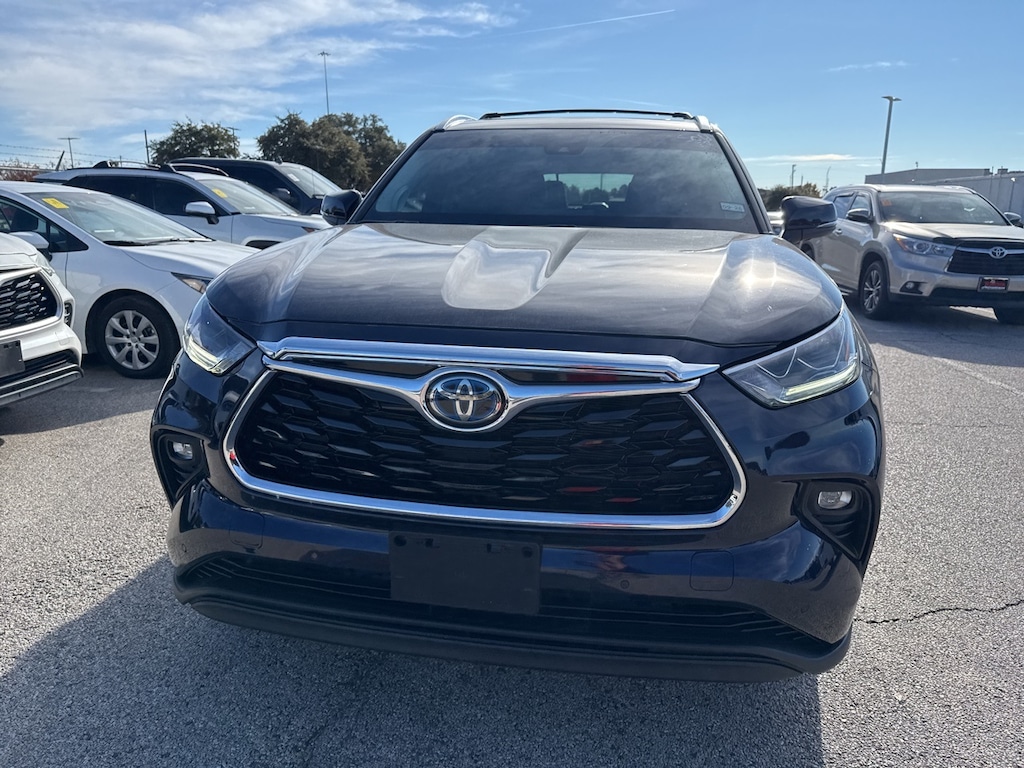 Used 2021 Toyota Highlander Hybrid Limited w/BL Premium Audio w/Navigation System SUV
