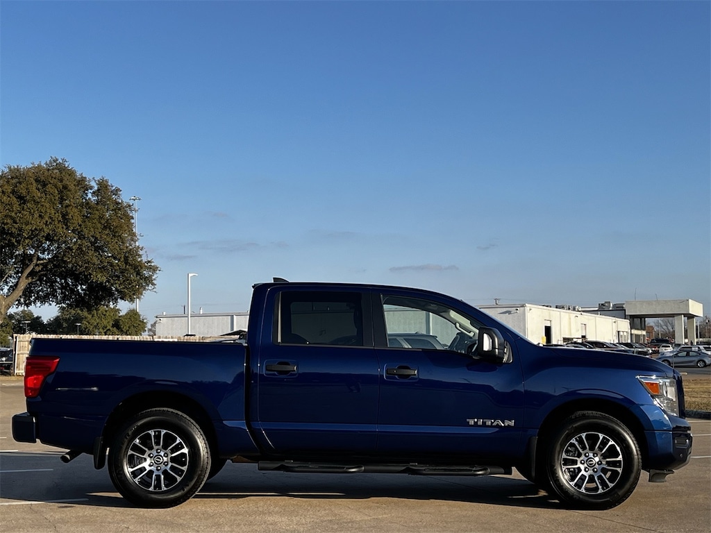 Used 2024 Nissan Titan SV w/SV Convenience Package/SV Tow & Utility Pkg Truck Crew Cab