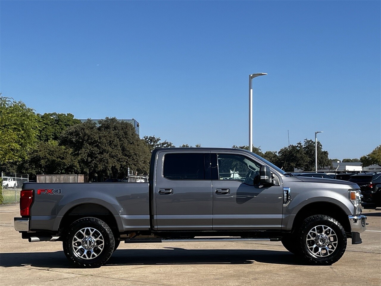 2021 Ford F-250 Lariat FX4 photo 3