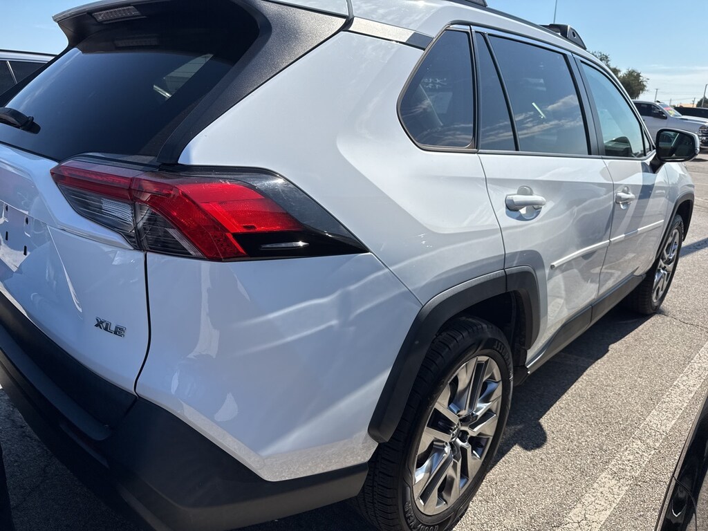 Used 2020 Toyota RAV4 XLE Premium w/Sunroof/Leather/19-in Alloy SUV