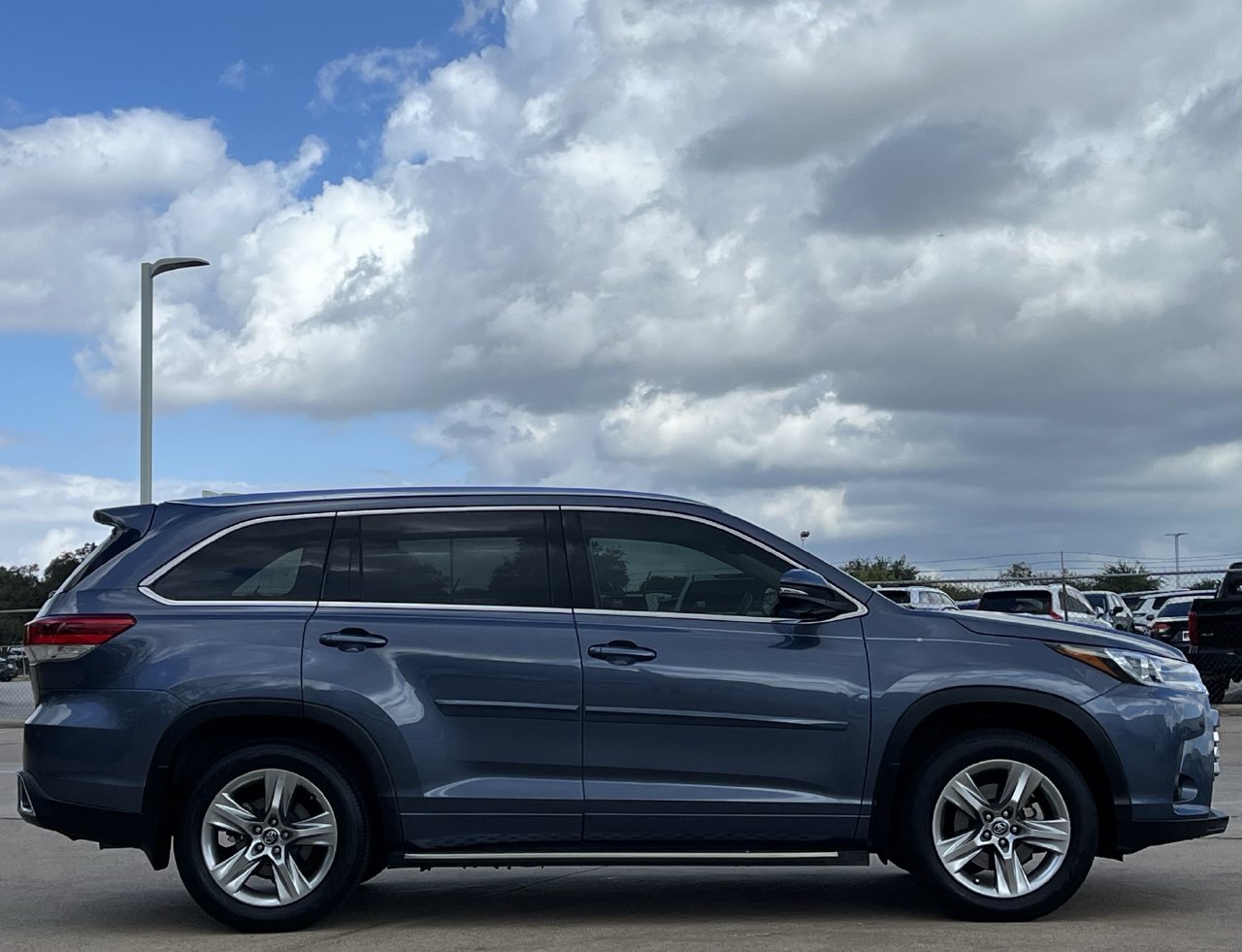 Used 2019 Toyota Highlander Limited SUV