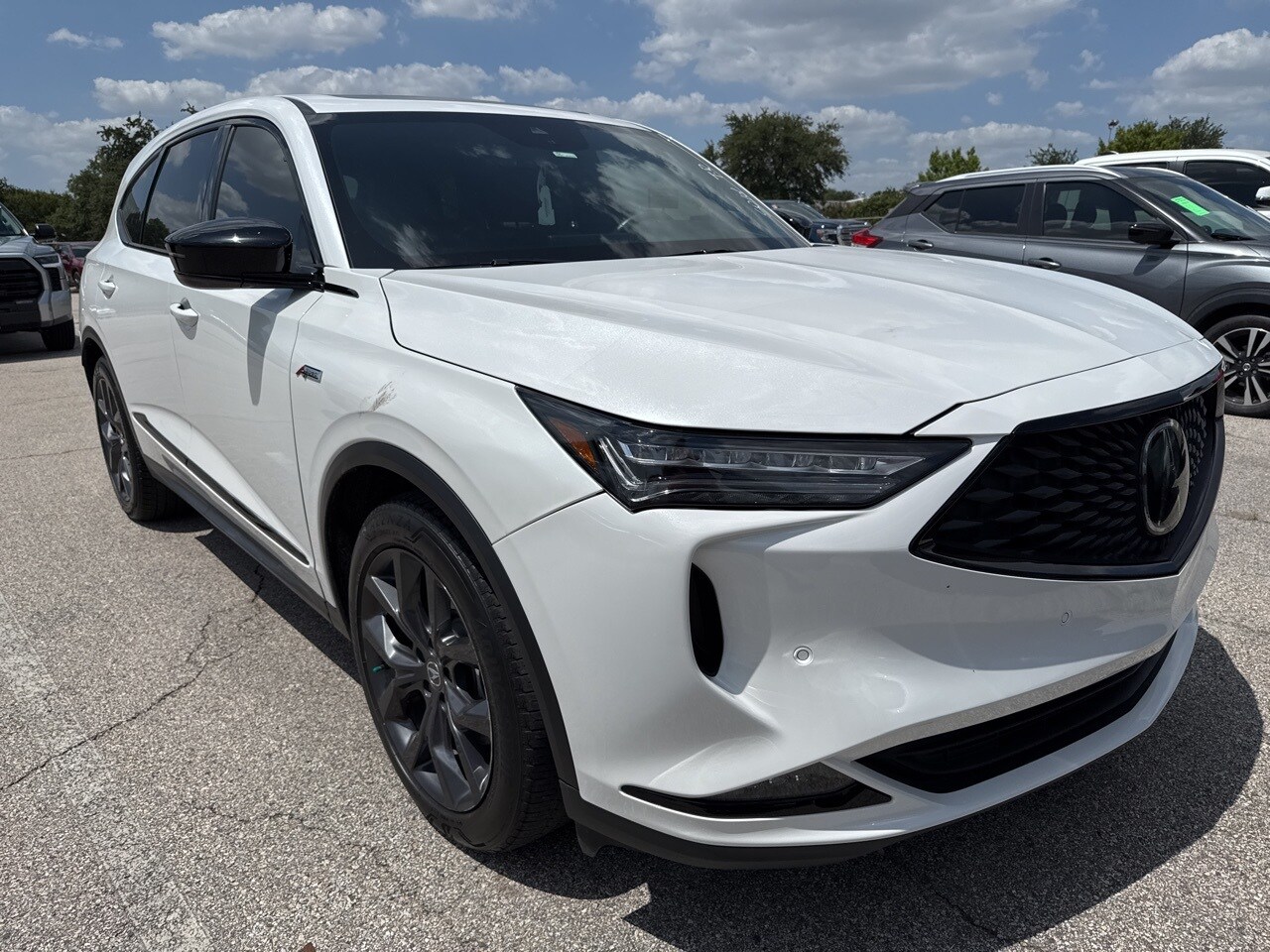 2022 Acura MDX A-Spec SH-AWD photo 2