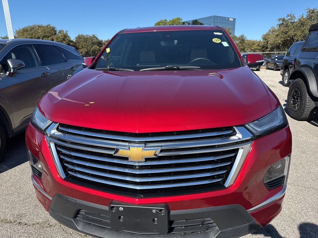 Used 2023 Chevrolet Traverse Premier w/Dual Skyscape 2-Panel Sunroof SUV