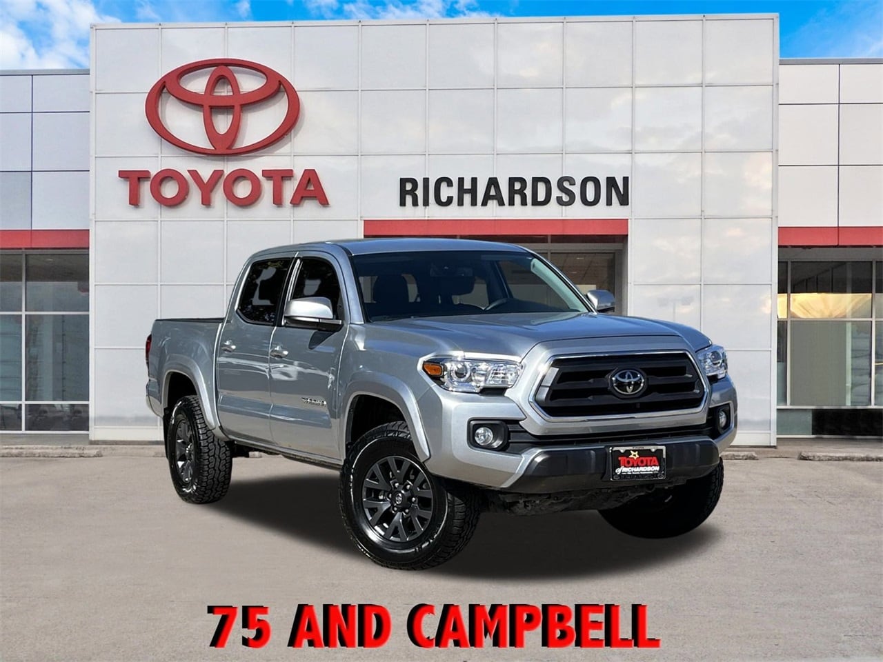2023 Toyota Tacoma SR5's photo