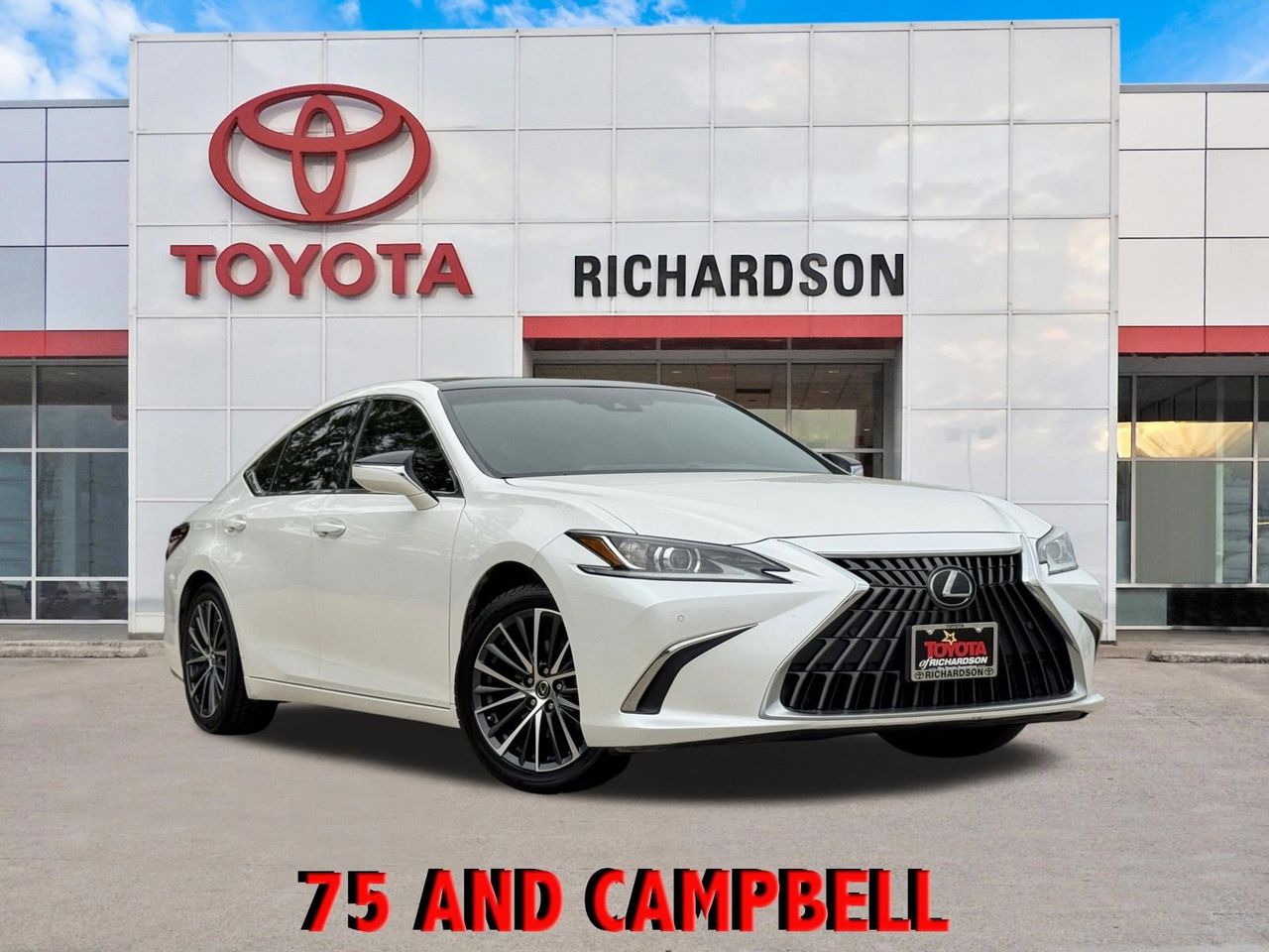 2023 Lexus ES 350 350's photo