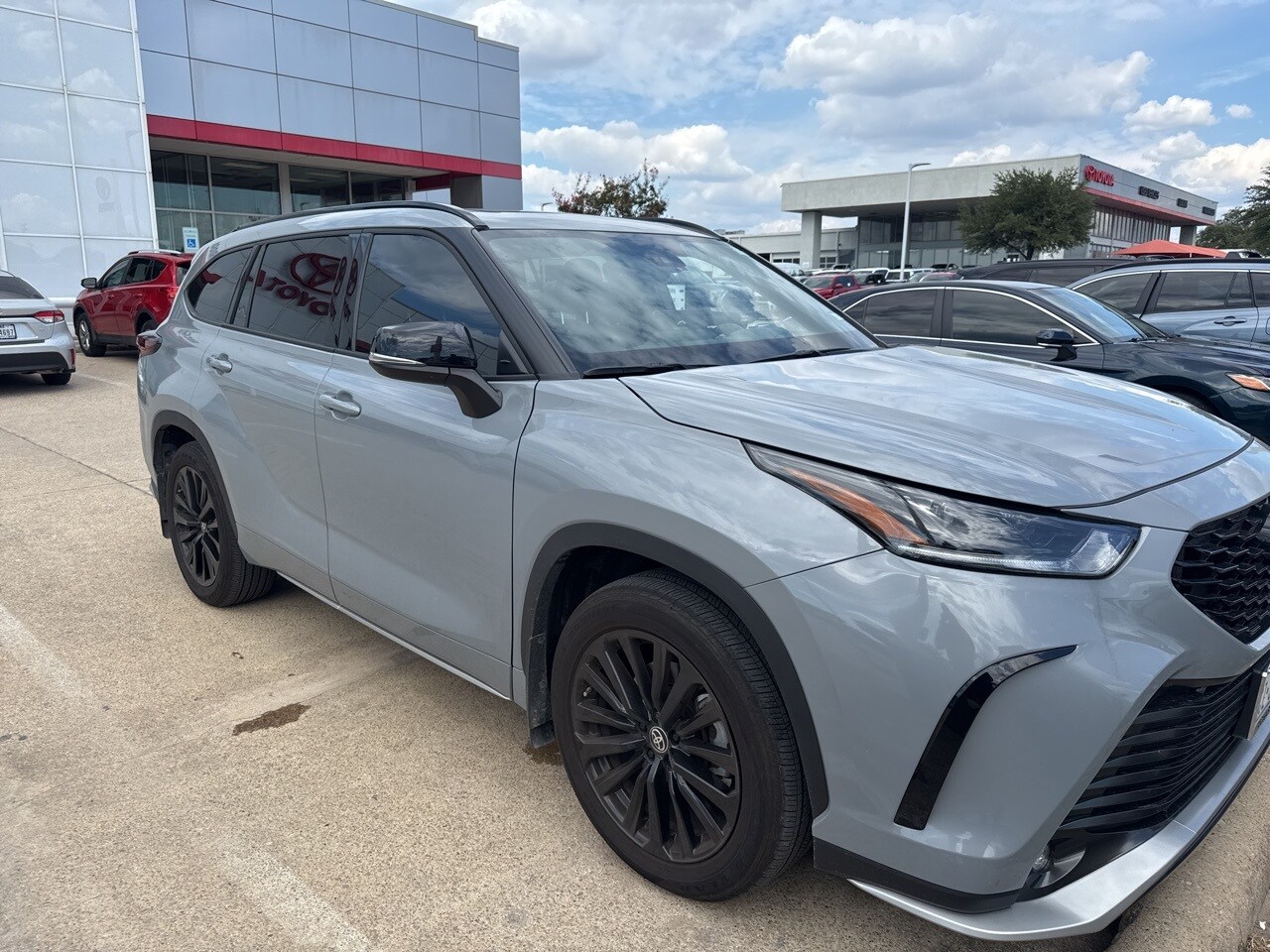 2025 Toyota Highlander XLE XSE Platinum Limited photo 3