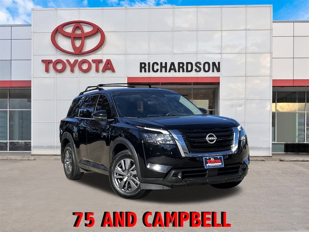 Used 2024 Nissan Pathfinder SV w/Panoramic-Moonroof/2nd-Row Captain Chairs SUV