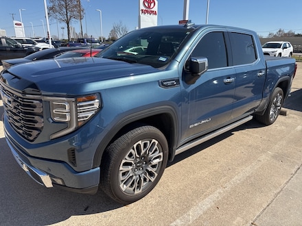 2025 GMC Sierra 1500 Denali Ultimate w/Navigation/Sunroof/Leater/22-in Truck Crew Cab