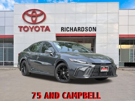 2026 Toyota Camry SE Sedan