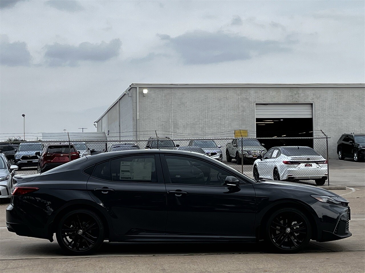 2026 Toyota Camry SE photo 2