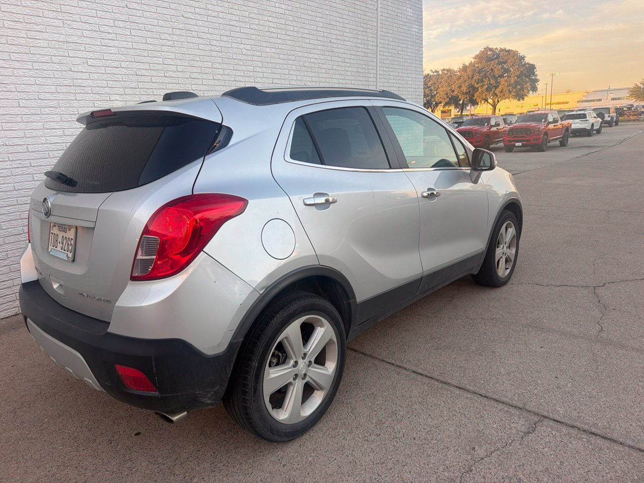 Used 2015 Buick Encore Base with VIN KL4CJASB2FB158586 for sale in Richardson, TX