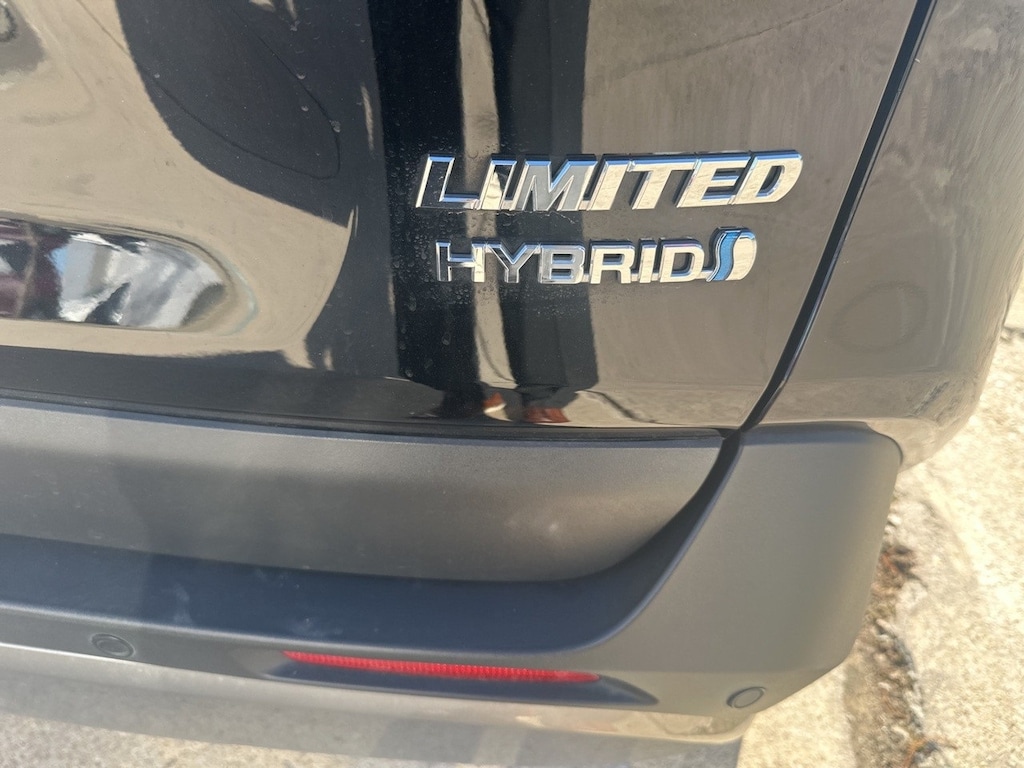 Used 2024 Toyota RAV4 Hybrid Limited SUV
