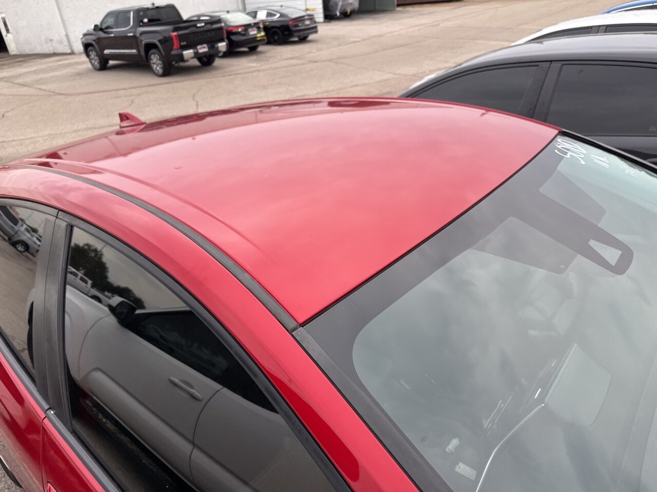 2019 Toyota Prius L Eco photo 4