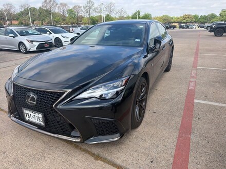 2025 LEXUS LS 500 500 F Sport w/Navigation/HUD/Pano-Roof/Red-Black I Sedan