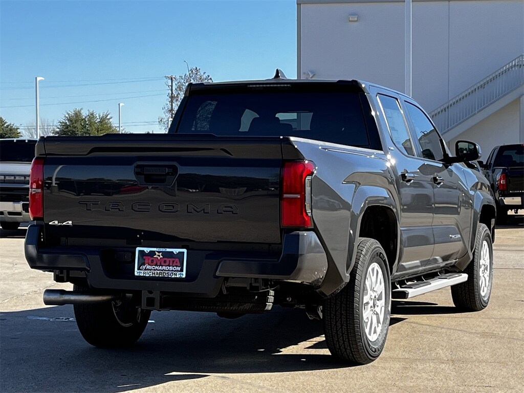 New 2025 Toyota Tacoma SR5 Truck Double Cab