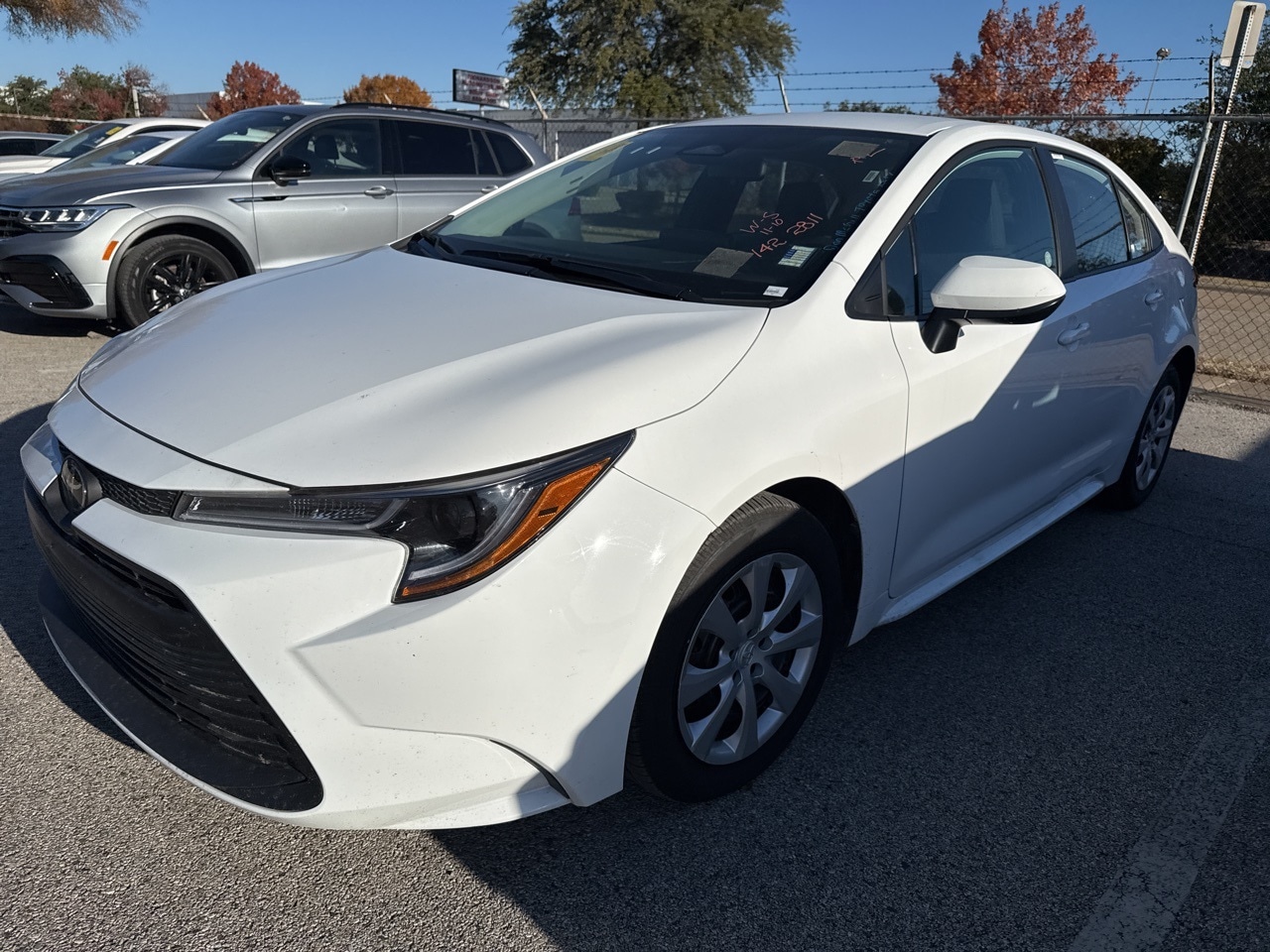 2025 Toyota Corolla LE's photo