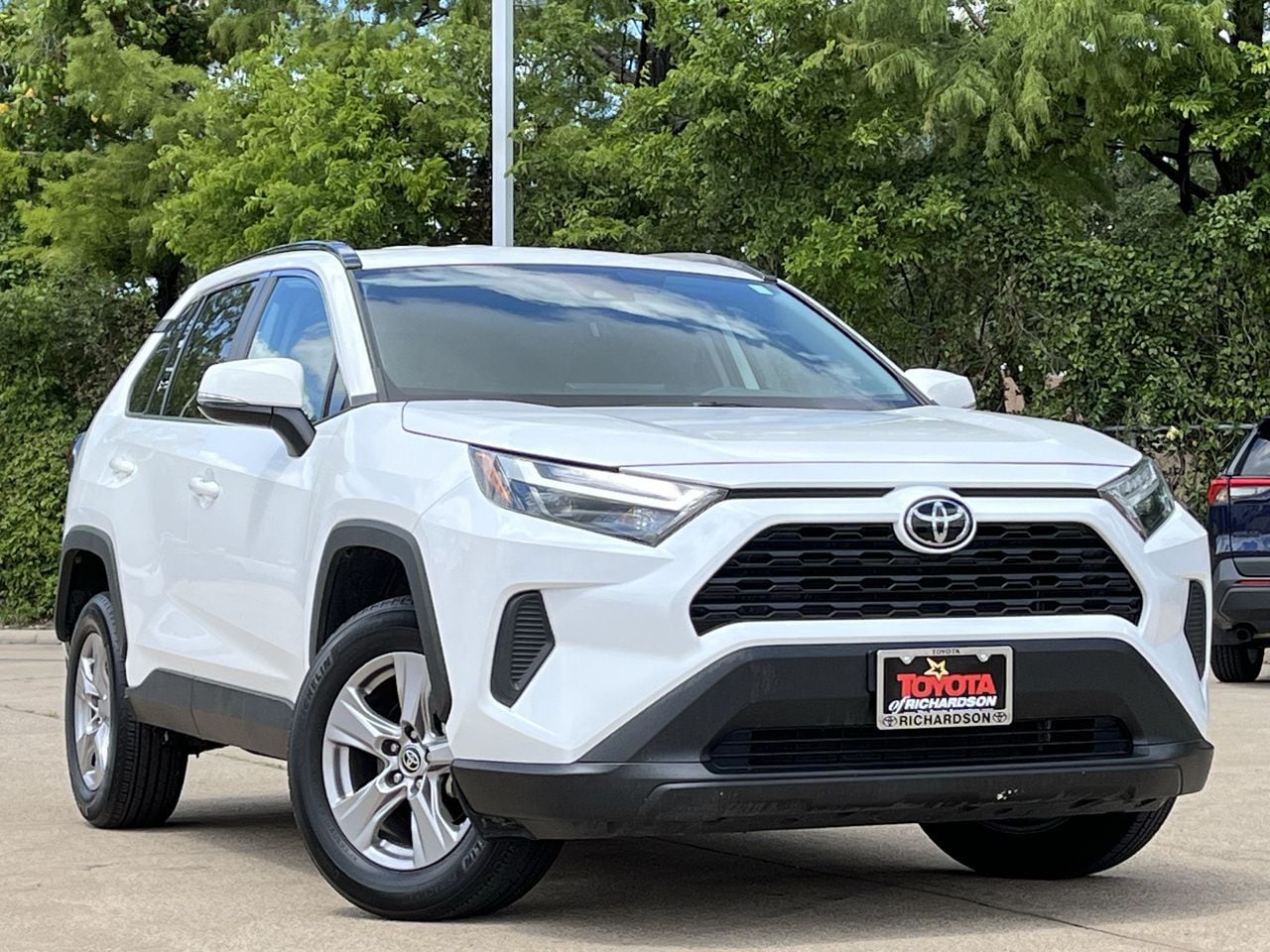 Ice Cap 2025 Toyota RAV4 SUV / Crossover Front-Wheel Drive 8-Speed Automatic