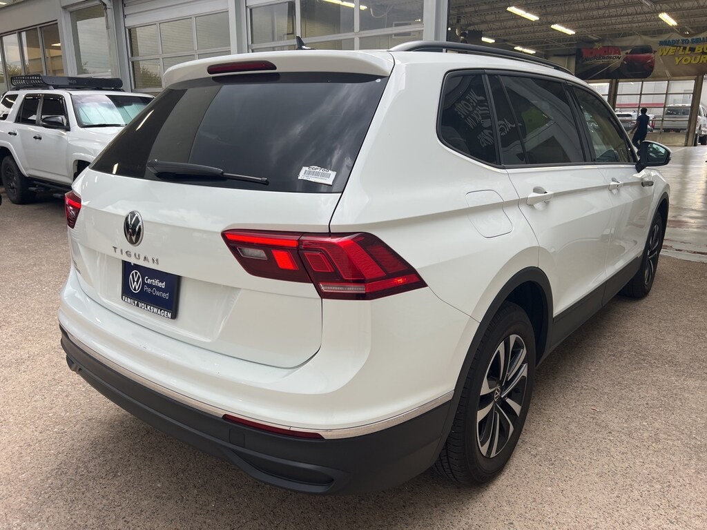 Used 2024 Volkswagen Tiguan 2.0T S w/17-in 2-Tone 5-Spoke Alloy SUV