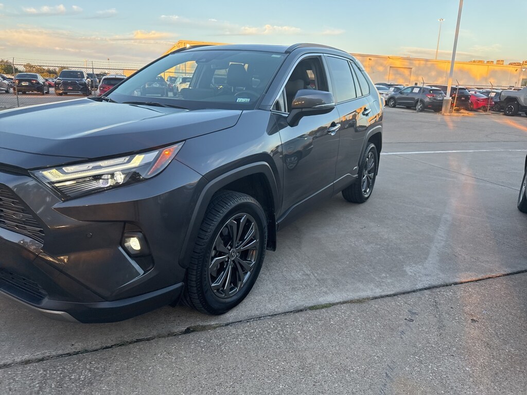 Used 2024 Toyota RAV4 Hybrid Limited w/Sunroof/Leather/18-in Alloy SUV
