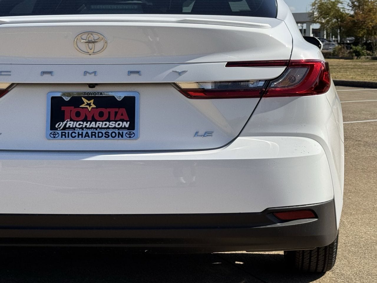 2026 Toyota Camry LE - Photo 7