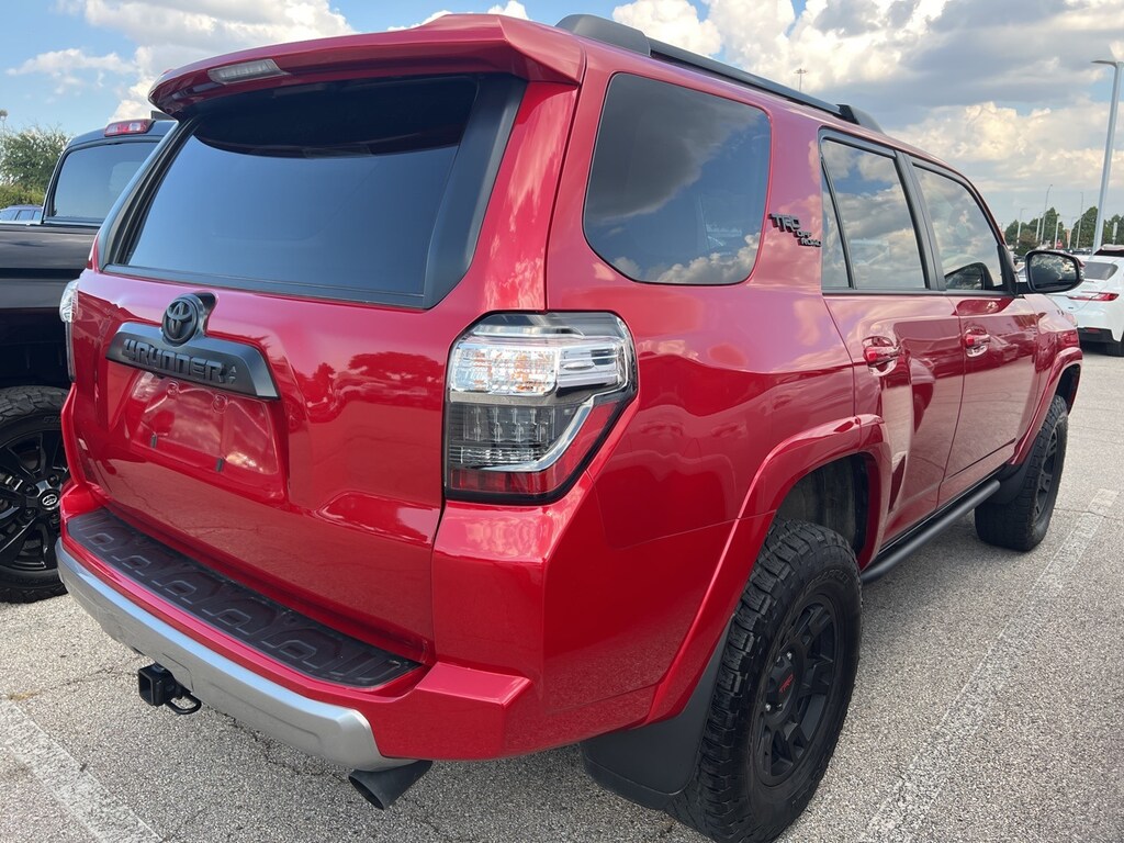 Used 2024 Toyota 4Runner TRD Off-Road Premium w/Navigation SUV