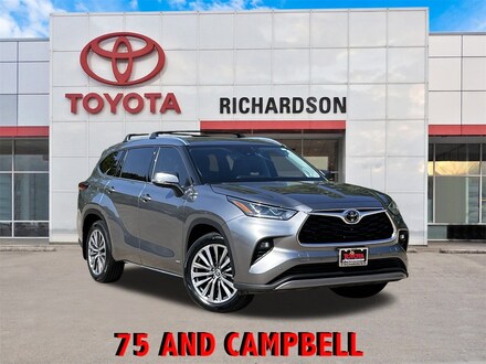 2025 Toyota Highlander Hybrid 25th Edition SUV